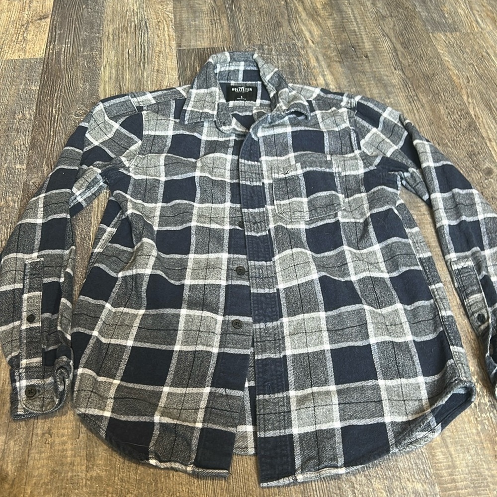 Hollister Plaid Flannel Button Up Shirt Long Sleeve size S